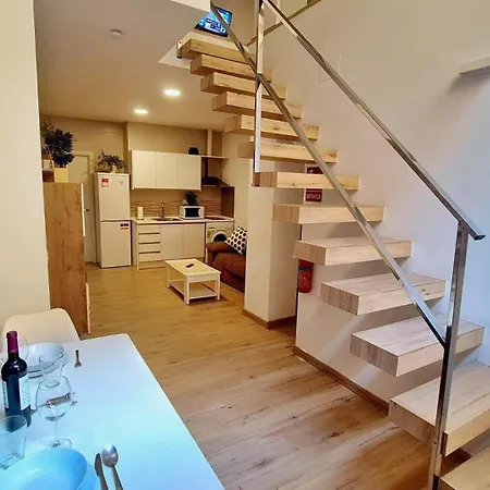 Апартаменти Duplex Huelin I & *